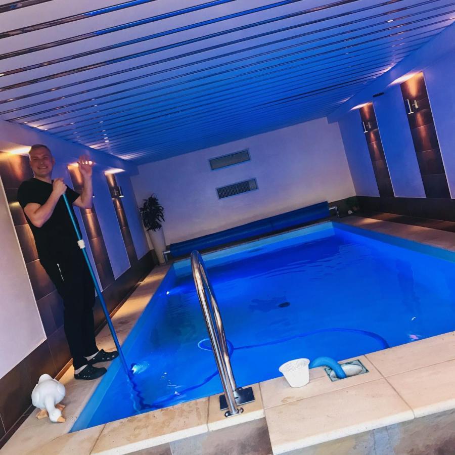 Residenz Moselzauber - Ferienwohnungen Mit Pool Landschaft Ernst Eksteriør billede