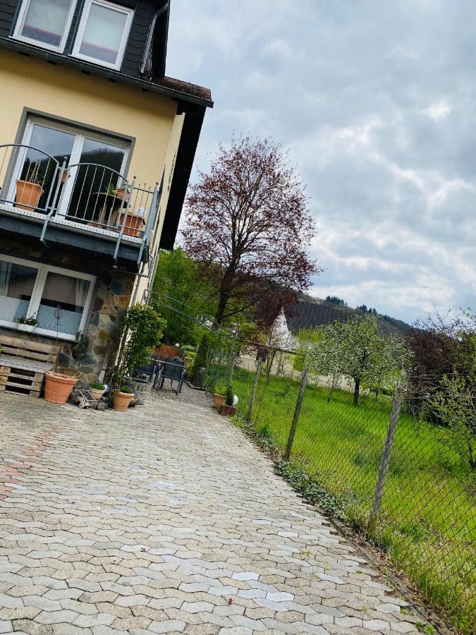 Residenz Moselzauber - Ferienwohnungen Mit Pool Landschaft Ernst Eksteriør billede